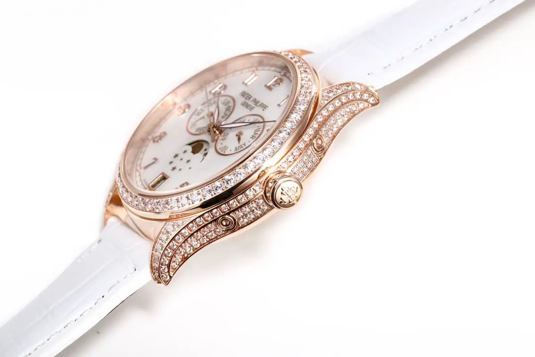 Patek Philippe Complications 4947R Rose Gold - Image 5