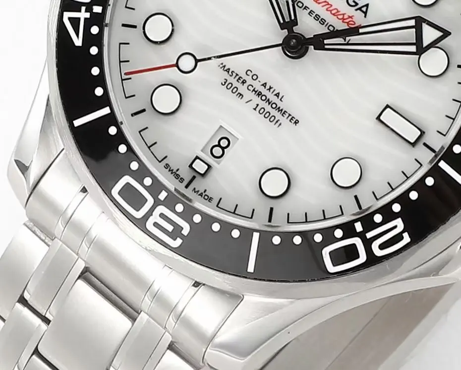 Omega Seamaster Planet Ocean 600m Co-Axial Master Chronometer 42mm Diver’s Watch – Stainless Steel with Black Ceramic Bezel, White Dial - Image 5