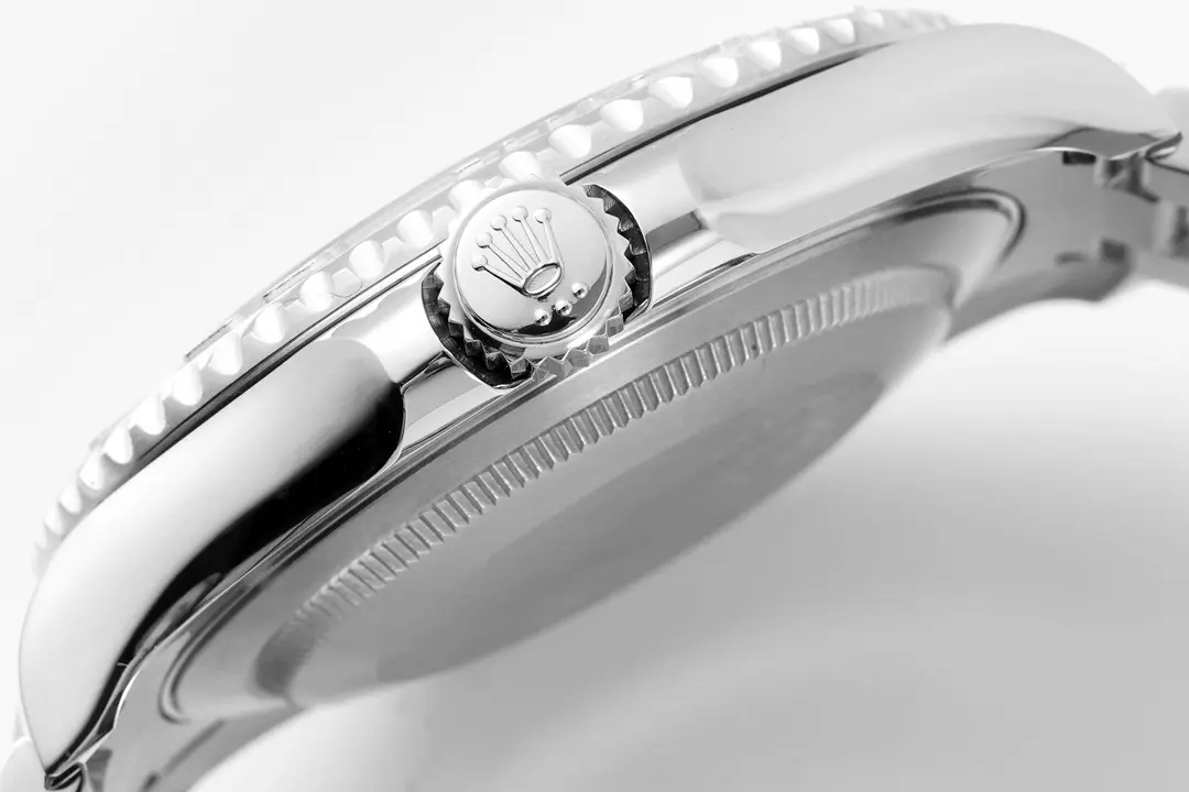 Rolex Yacht-Master 42mm Stainless Steel Watch with Black Dial and Oyster Bracelet - Image 6