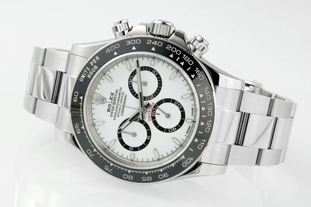 Rolex Daytona M126500LN Watch – Silver, Chronograph Style - Image 6