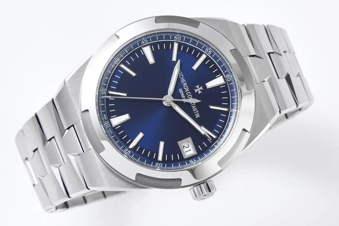 Vacheron Constantin Overseas 4500V Series – Blue Dial, Stainless Steel, 41mm - Image 6