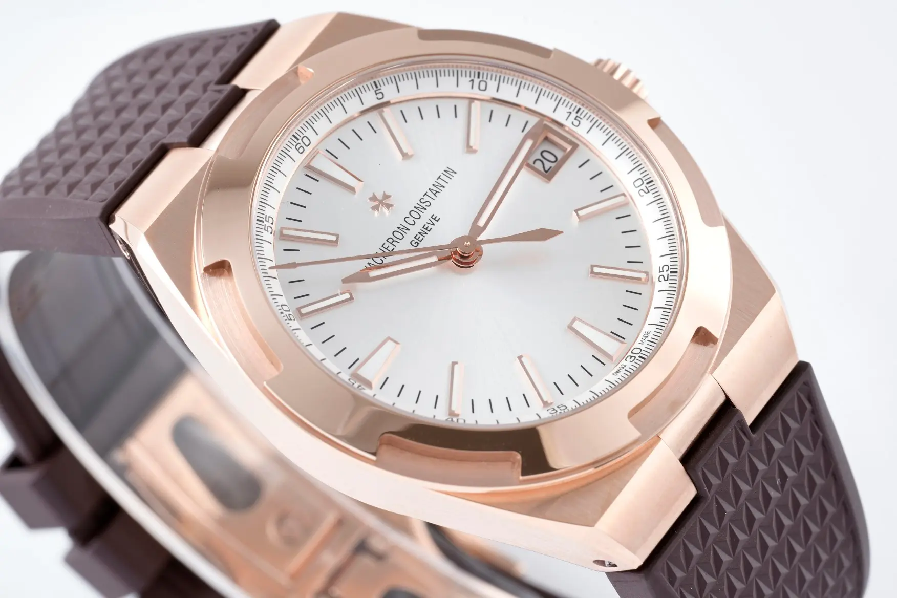 Vacheron Constantin Overseas 4500V Series – Rose Gold Case, Brown Rubber Strap, Luxury Automatic – Quality - Image 6