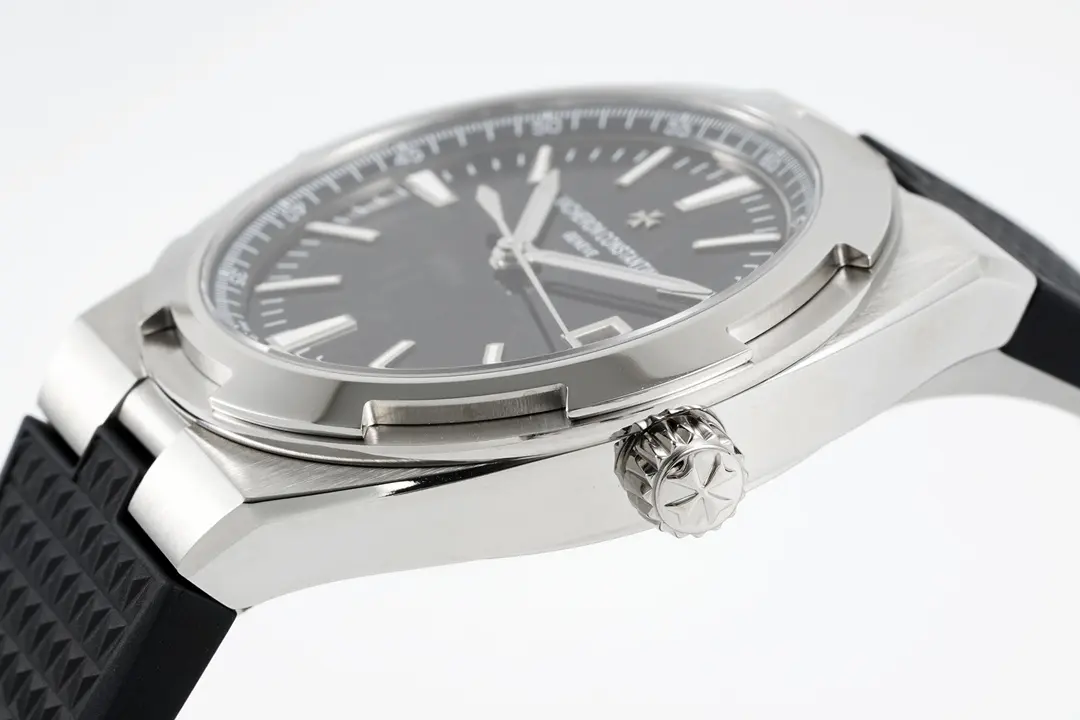Vacheron Constantin Overseas 4500V Series – Black Dial, Rubber Strap, Luxury Steel – Quality - Image 6