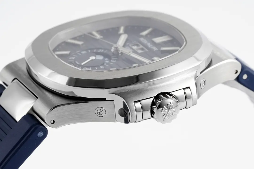 Patek Philippe Nautilus 5726/1A Blue Rubber - Image 6