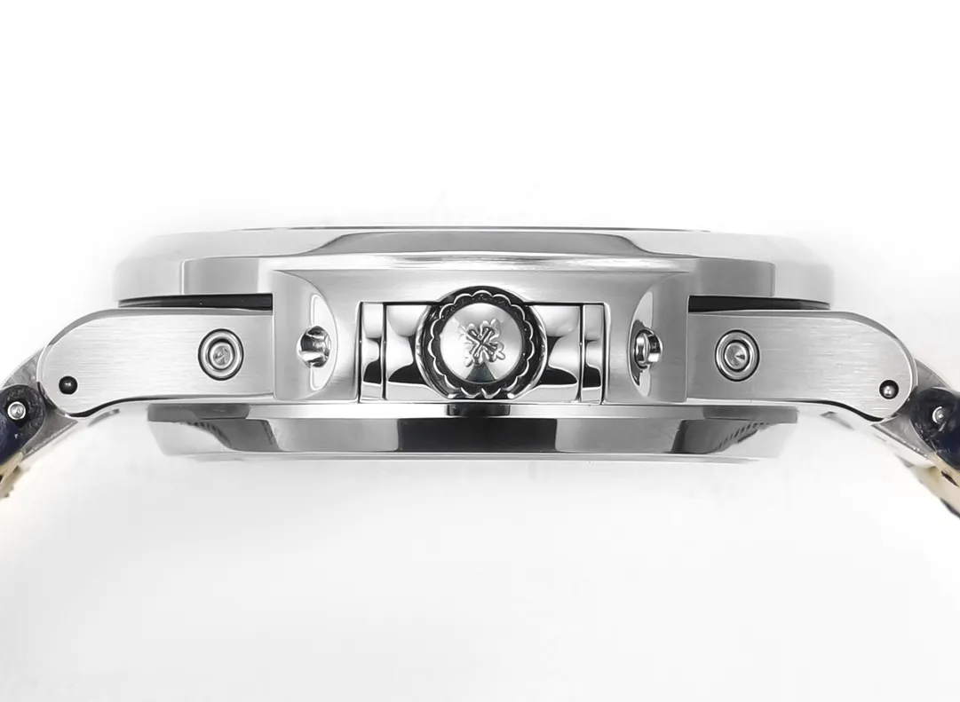 Patek Philippe Nautilus 5740 White Blue - Image 15
