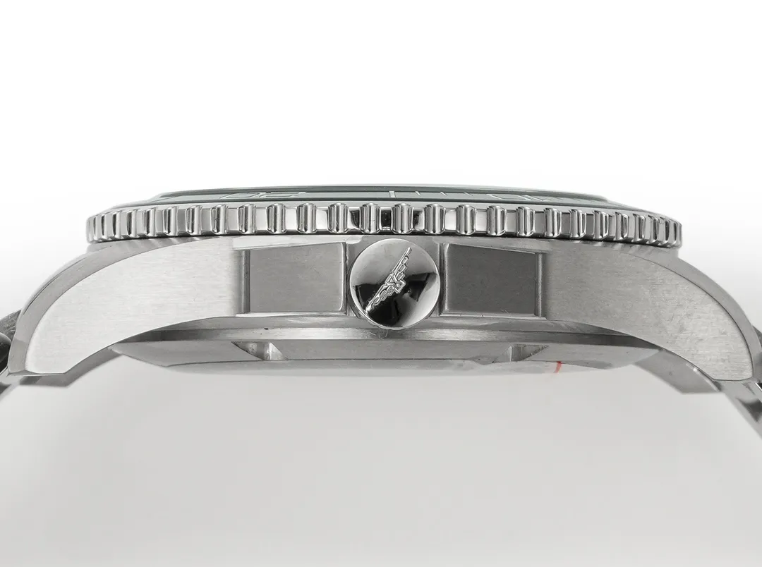 Longines Conquest Green Dial Steel Watch - Image 6