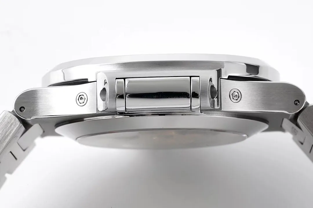 Patek Philippe Nautilus 5726/1A Silver - Image 7