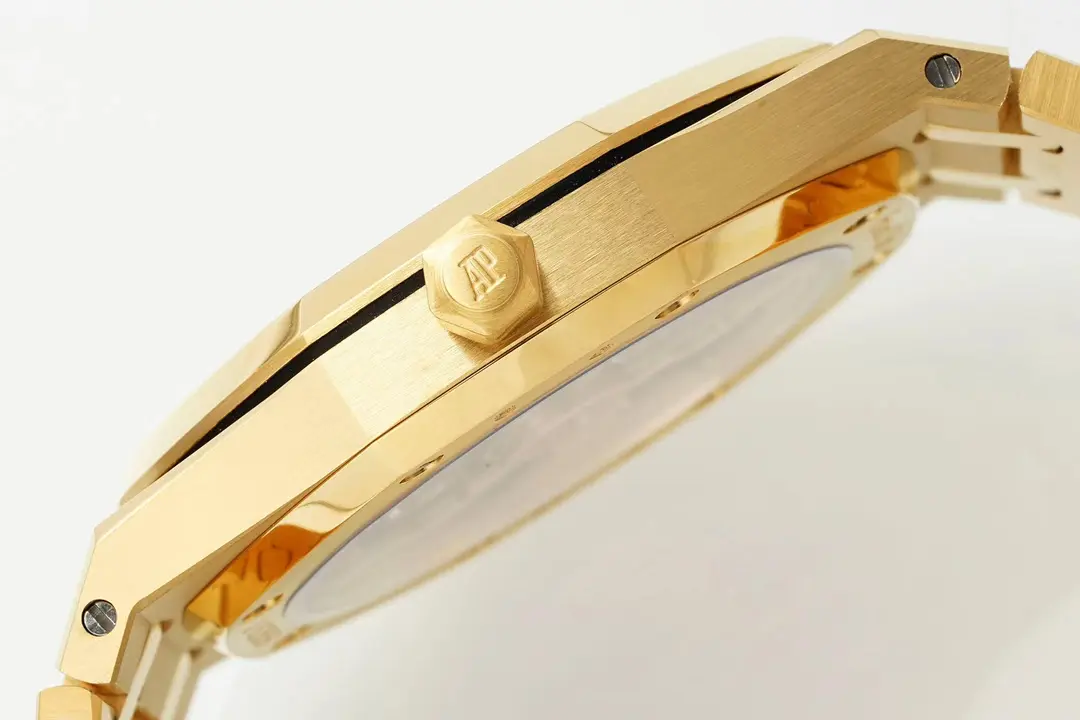 Audemars Piguet Royal Oak 15202 Gold - Image 7