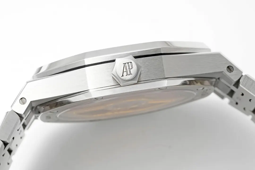 Audemars Piguet Royal Oak 15500V2 Silver - Image 7