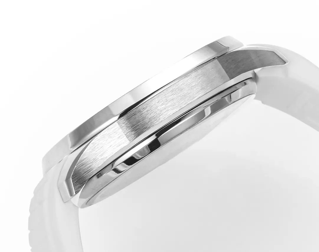 Patek Philippe Aquanaut Luce 5268 White - Image 5