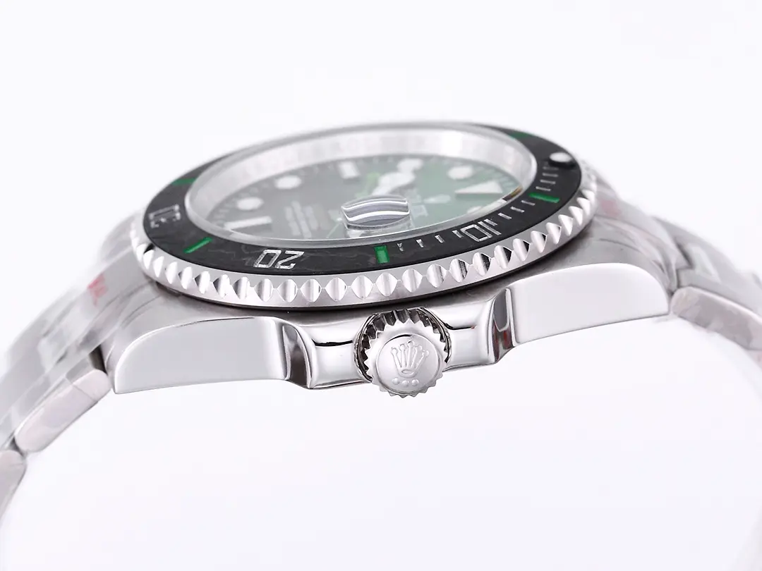 Rolex Submariner PARAKEET – Custom Green Gradient Dial, Stainless Steel - Image 8