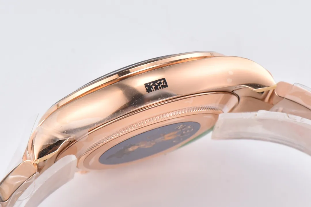 Rolex Daytona 116505 Full Rose Gold with Black Enamel Dial - Image 8