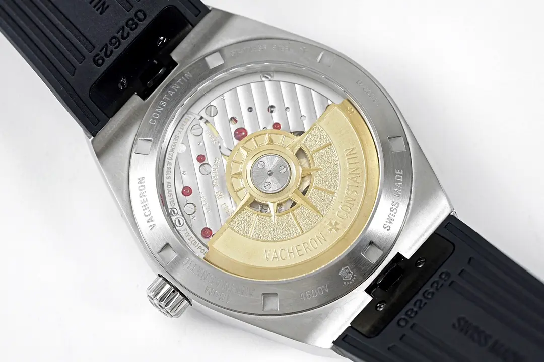 Vacheron Constantin Overseas – Black Dial, Stainless Steel Case, Rubber Strap with Interchangeable System - Image 8