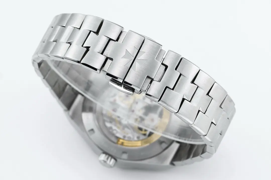 Vacheron Constantin Overseas Tourbillon – Blue Dial, Stainless Steel, New Release - Image 8