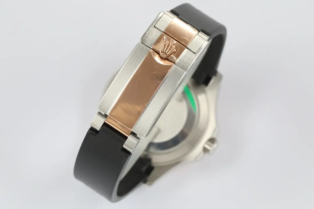 Rolex Yacht-Master 42 – Black Dial, Rose Gold Bezel, Oysterflex Strap - Image 9