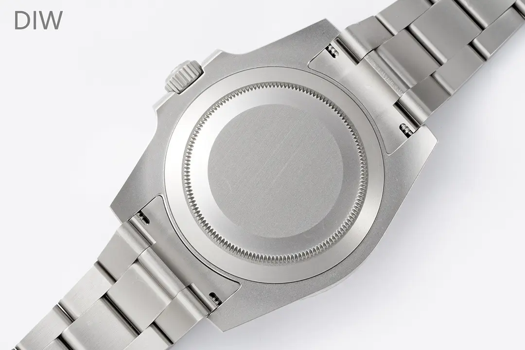 Rolex Submariner PARAKEET – Custom Black Carbon Fiber Dial, Premium Stainless Steel - Image 9