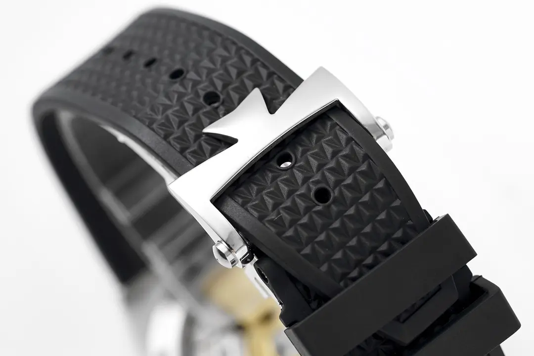 Vacheron Constantin Overseas – Silver Dial, Black Rubber Strap, 41mm Stainless Steel Case - Image 9