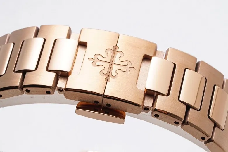 Patek Philippe Nautilus 7118 Gold - Image 9