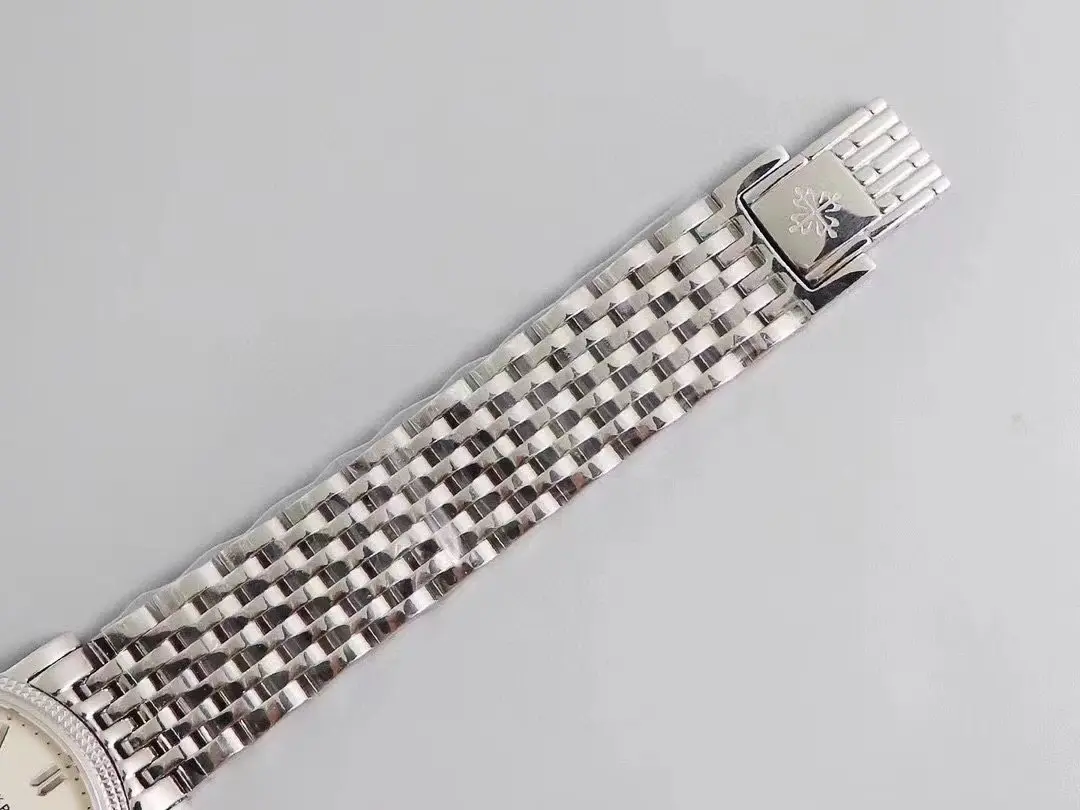 Patek Philippe Calatrava 5120G Silver - Image 9