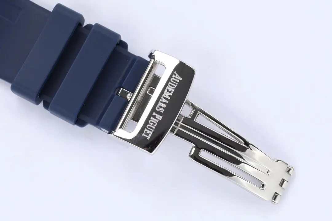 Audemars Piguet Royal Oak Tourbillon Blue Rubber - Image 9