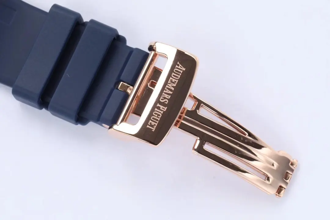 Audemars Piguet Royal Oak Tourbillon Blue Rubber - Image 18